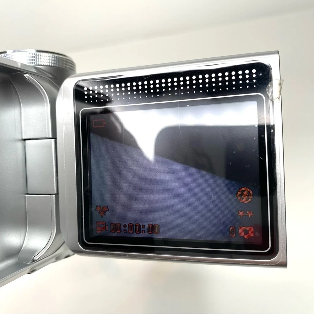 VTG GFM Mini 8X Digital Zoom Video Camcorder Model No. DV165 Battery Operated
